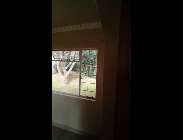 1 bed property to rent in KENSINGTON